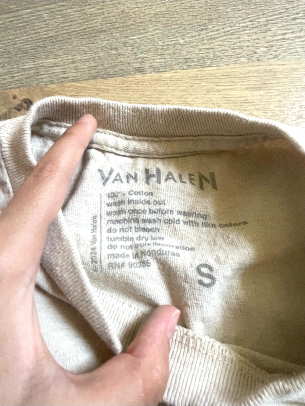 Retro Van Halen World Tour Band Tee - Picture 3 of 5